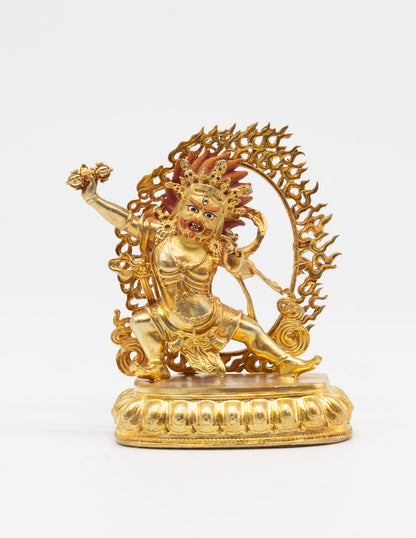 Kleine goldene Gottheitsstatuen