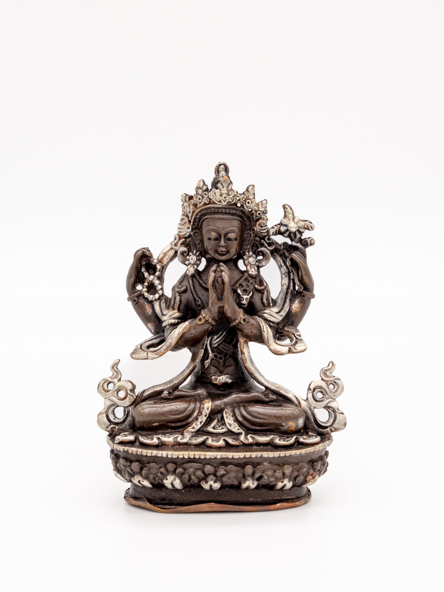 Kleine Statuen – Oxidiertes Kupfer