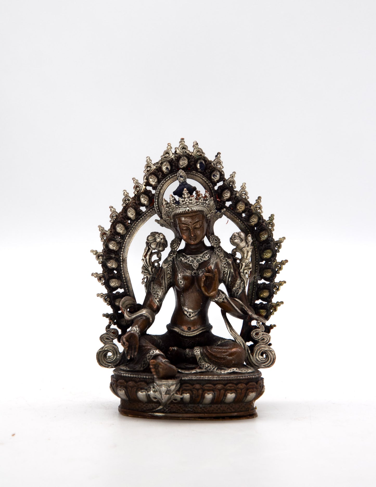 Kleine Statuen – Oxidiertes Kupfer