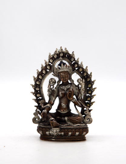 Kleine Statuen – Oxidiertes Kupfer
