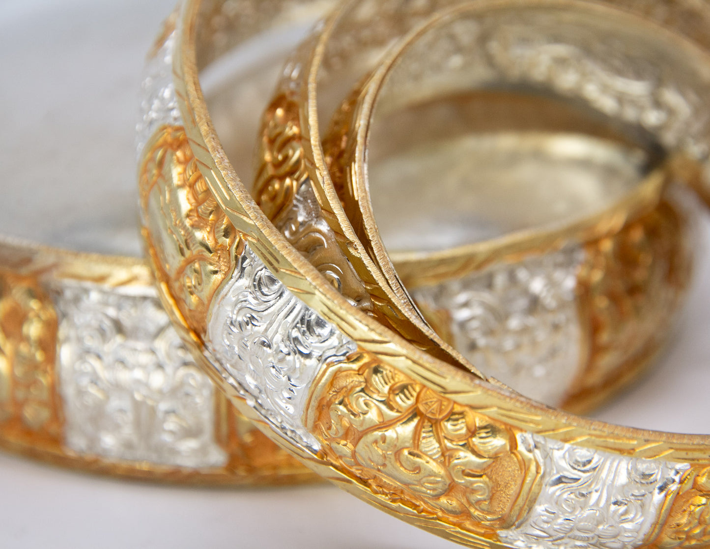 Silber &amp; Gold geprägtes Mandala Set II