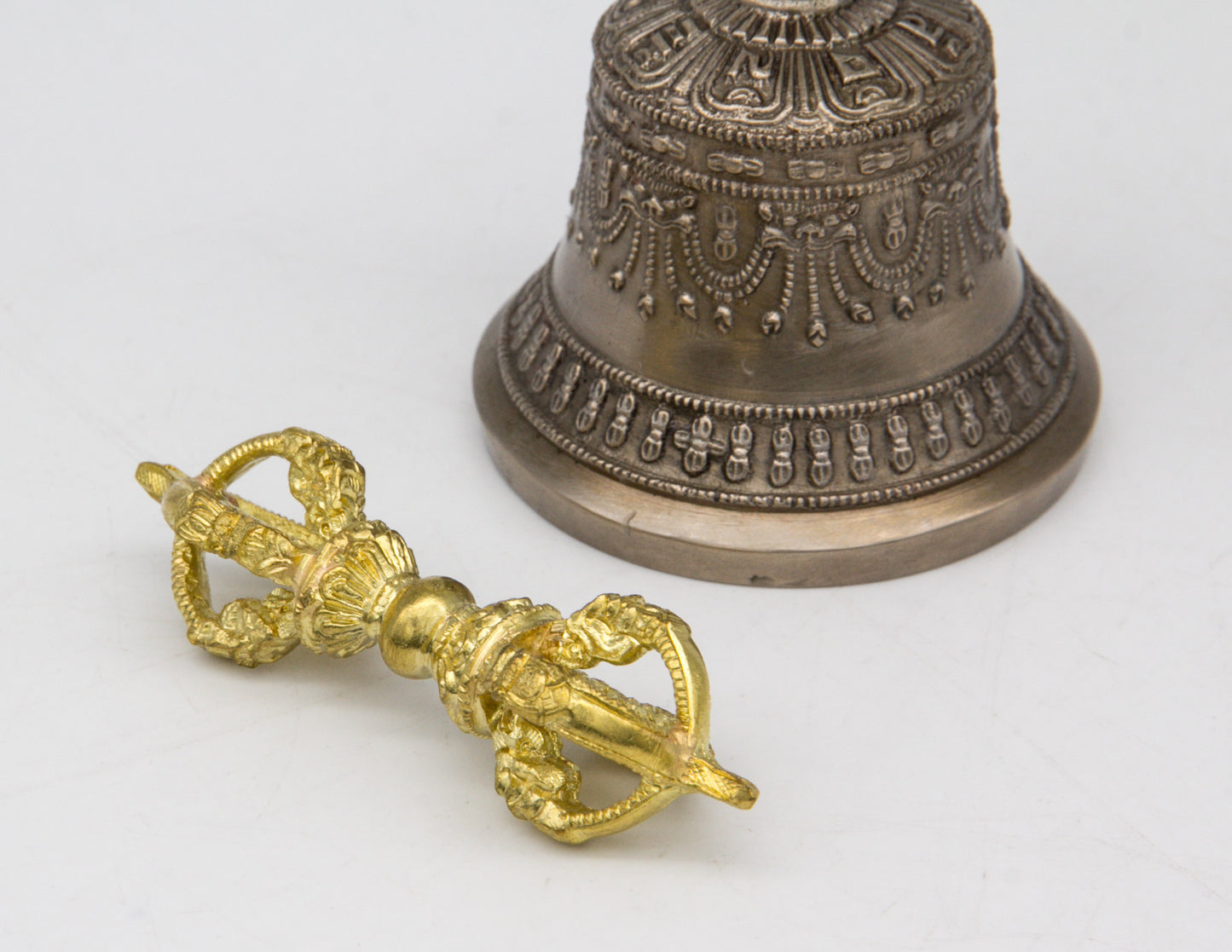 Hochwertige Glocke und Dorje mit Goldkontrast I – Mini