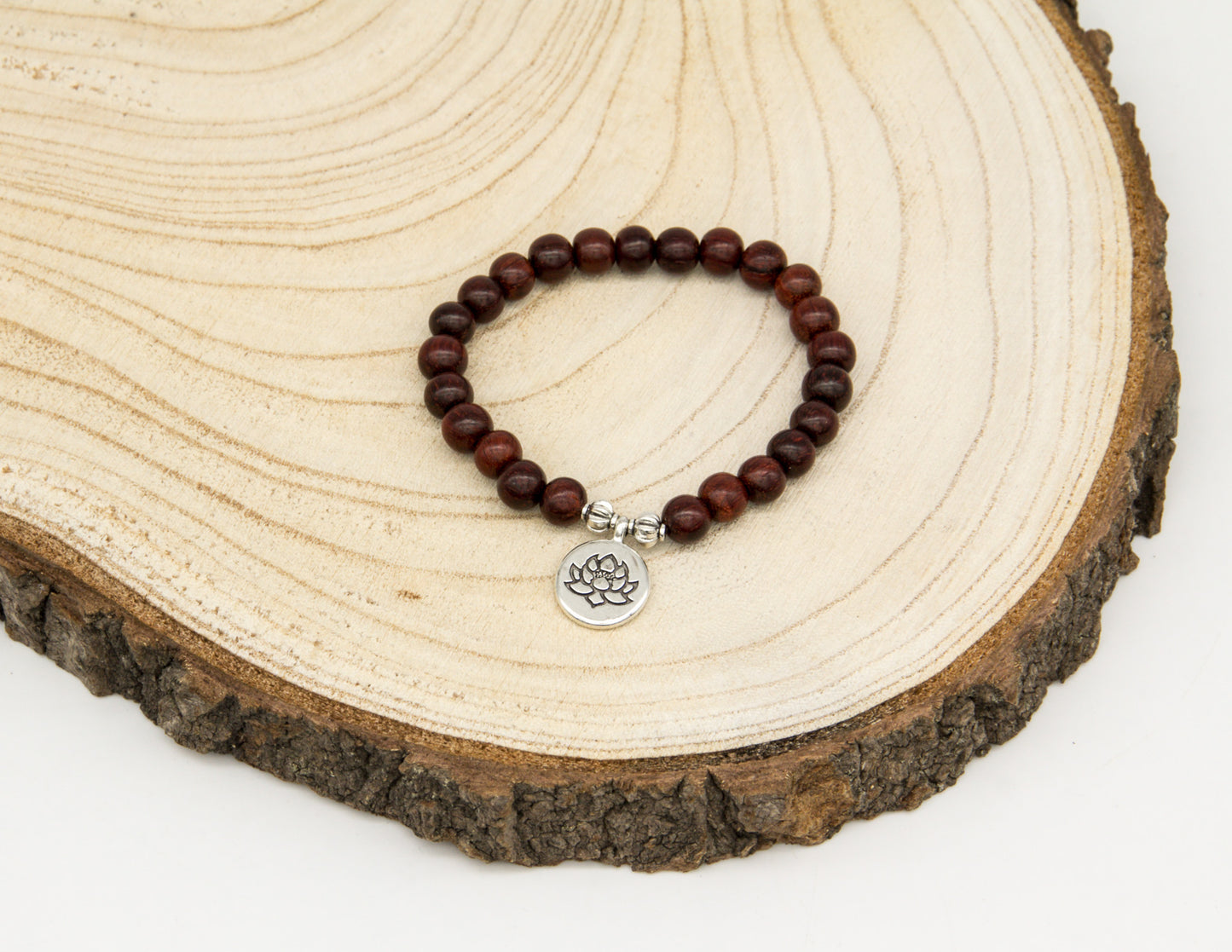 Palisanderarmband mit Lotusanhänger – 8mm